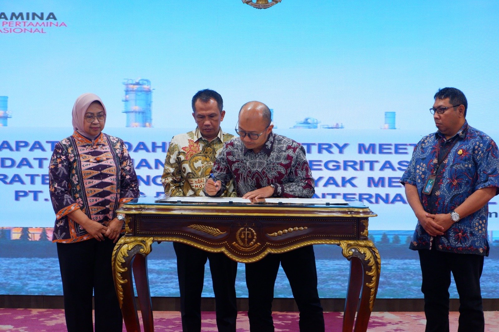 Entry Meeting Penandatanganan Pakta Integritas Dan Penyerahan