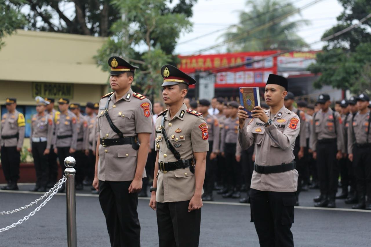 Kapolres Cianjur Pimpin Upacara Serah Terima Jabatan Kasat Lantas Serta ...